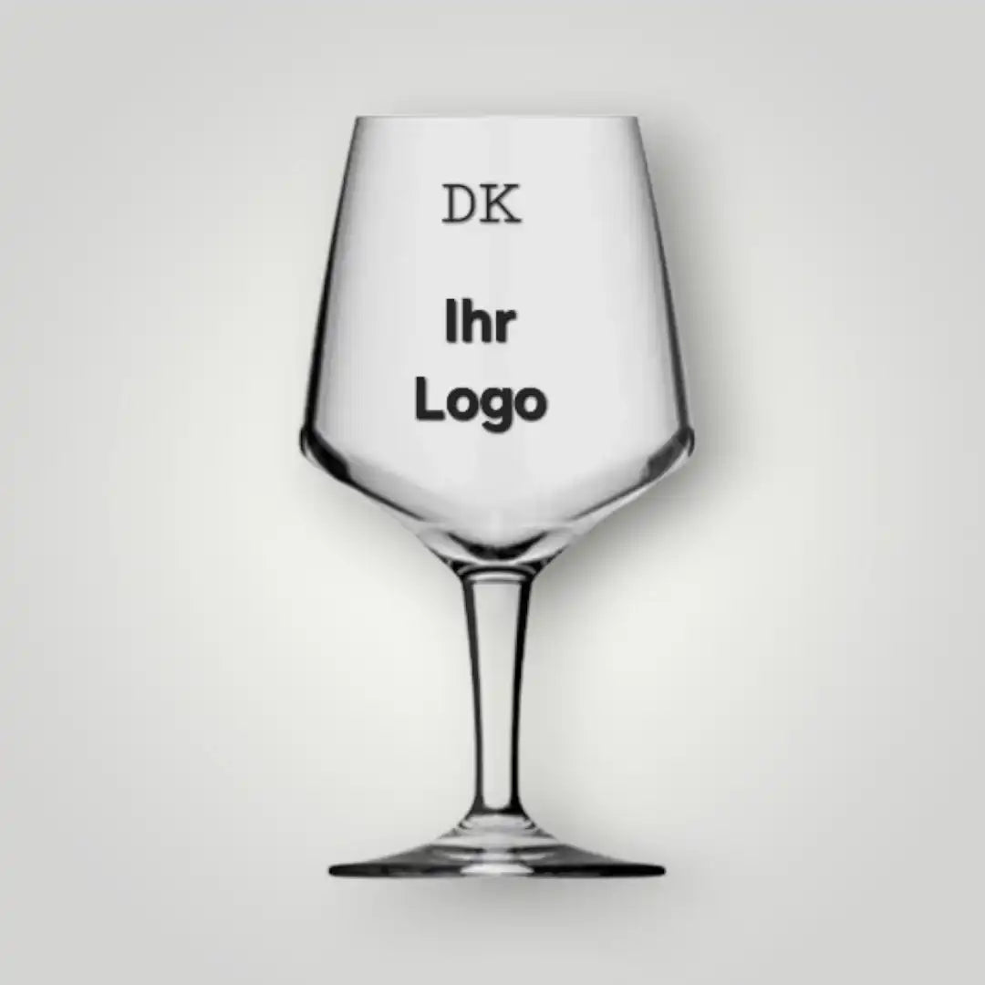Elegantes Cocktailglas mit präzisem Logo-Eindruck für Unternehmen und Gastronomie. Hochwertige Glasveredelung, bundesweiter Versand auch in kleinen Mengen.